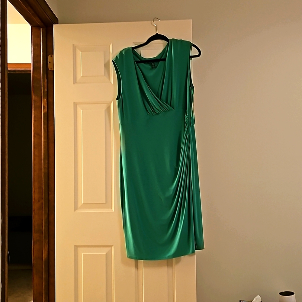 Green Sleeveless Dress